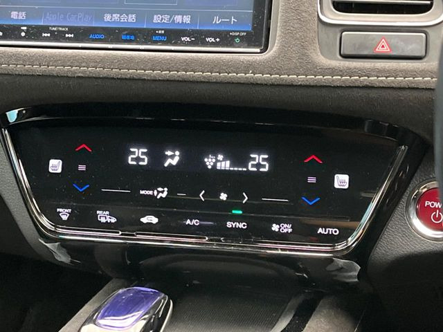 【シートヒーター】寒い日に重宝するシートヒーター!エアコンより早く温まってくれるので寒がりの人も安心ですね♪エアコンの温風は乾燥するから苦手、という方にもをおすすめです。