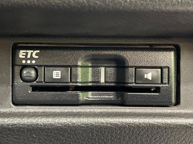 【ETC】高速道路の料金所をストレスなく通過!話題のスポットやサービスエリアに多い「スマートIC」利用時は必須のアイテムです。当店でセットアップを実施、ご納車当日からすぐにご利用いただけます!
