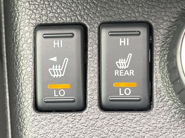 【シートヒーター】寒い日に重宝するシートヒーター!エアコンより早く温まってくれるので寒がりの人も安心ですね♪エアコンの温風は乾燥するから苦手、という方にもをおすすめです。