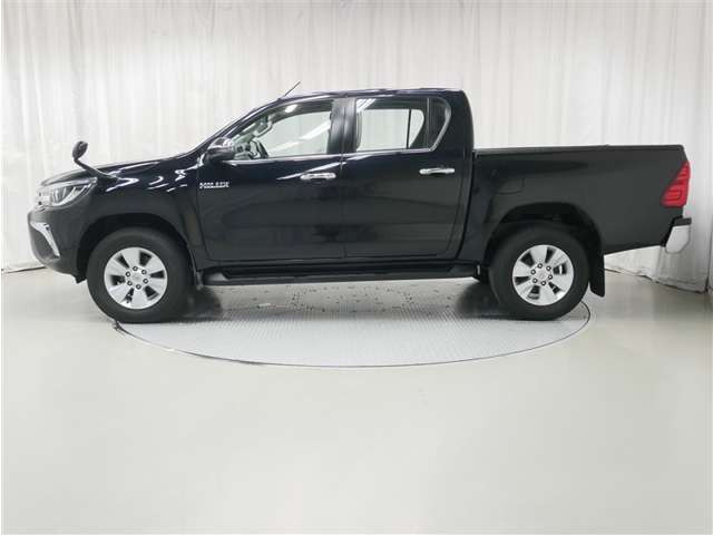 ハイラックス2.4 Z ディーゼル 4WD