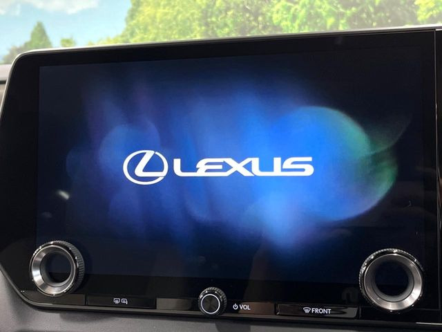 【14インチ ディスプレイオーディオ】大画面のディスプレイはAppleCarPlayやAndroidAutoが利用可能。大きな画面でスマホナビアプリ等が利用いただけます♪