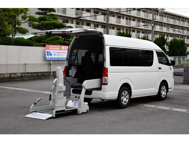 ハイエースバン2.0 ウェルキャブ Bタイプ ロング