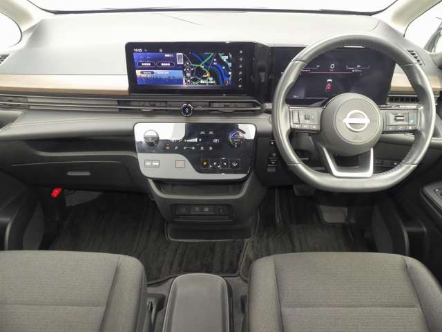 セレナ1.4 e-POWER ハイウェイスターV