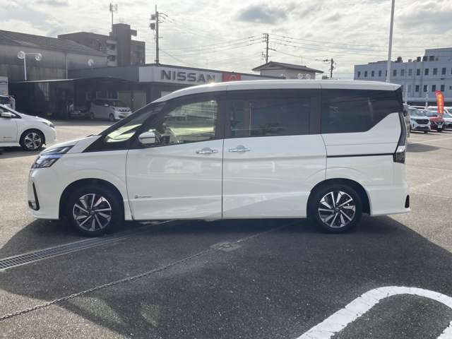 セレナ1.2 e-POWER ハイウェイスターG