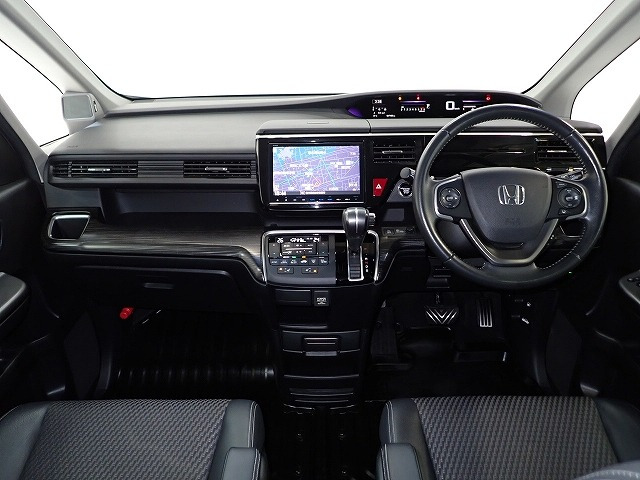 ステップワゴン1.5 スパーダ クールスピリット ホンダ センシング