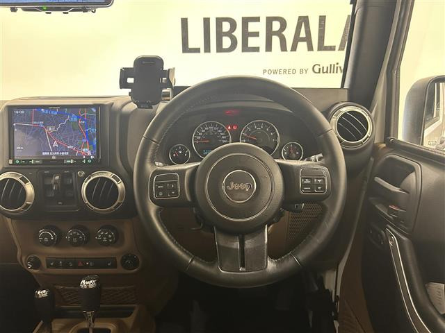 ラングラーアンリミテッド サハラ 4WD