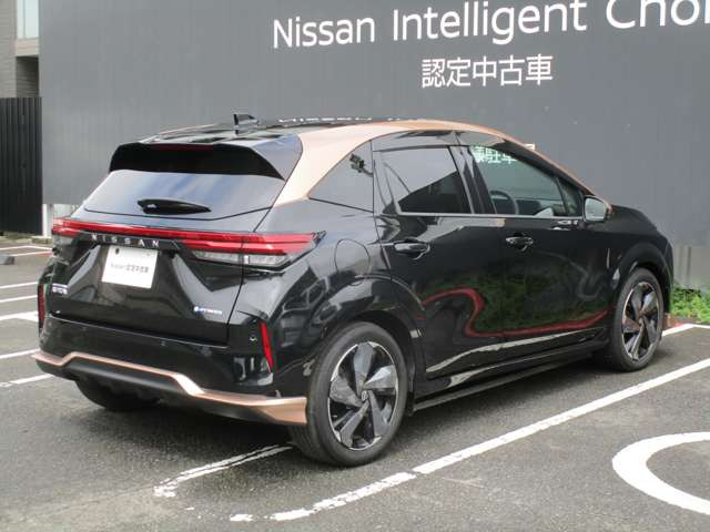 ノートオーラ1.2 G レザーエディション