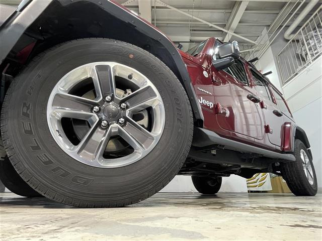 ラングラーアンリミテッド サハラ 4WD