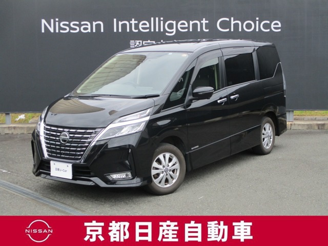 セレナ2.0 ハイウェイスターV 4WD