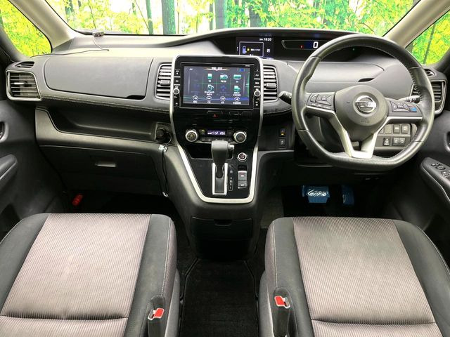 セレナ2.0 ハイウェイスター プロパイロット エディション