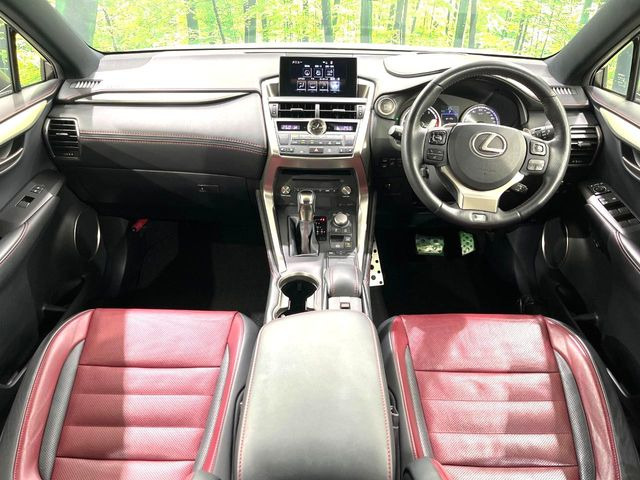 NX200t Fスポーツ