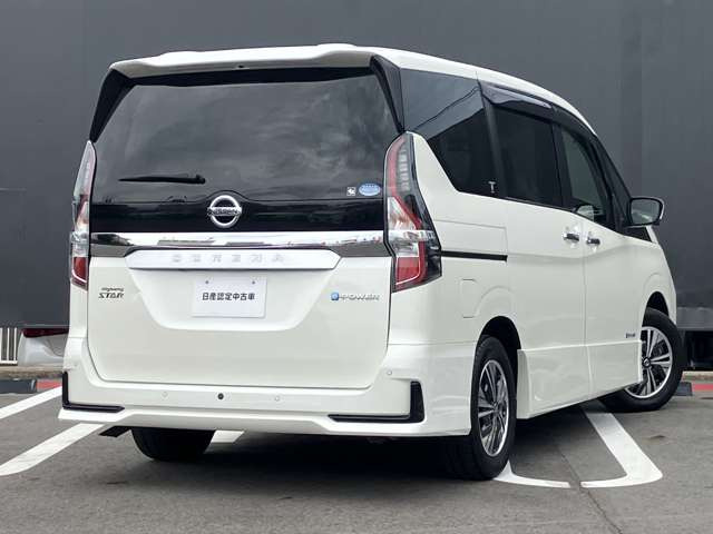 セレナ1.2 e-POWER ハイウェイスターV