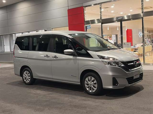 セレナ2.0 X 4WD