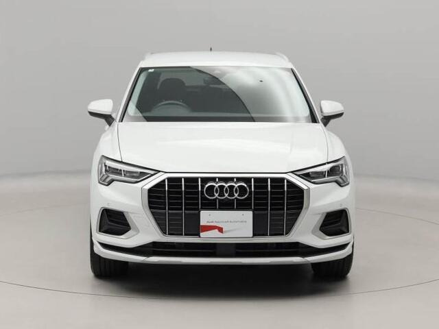 Q335 TFSI アドバンスド