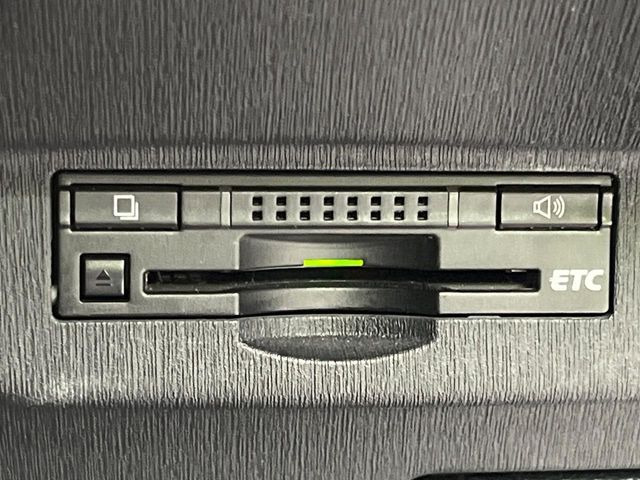 【ETC】高速道路の料金所をストレスなく通過!話題のスポットやサービスエリアに多い「スマートIC」利用時は必須のアイテムです。当店でセットアップを実施、ご納車当日からすぐにご利用いただけます!