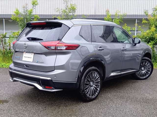 エクストレイル1.5 AUTECH アドバンスド パッケージ e-4ORCE 4WD