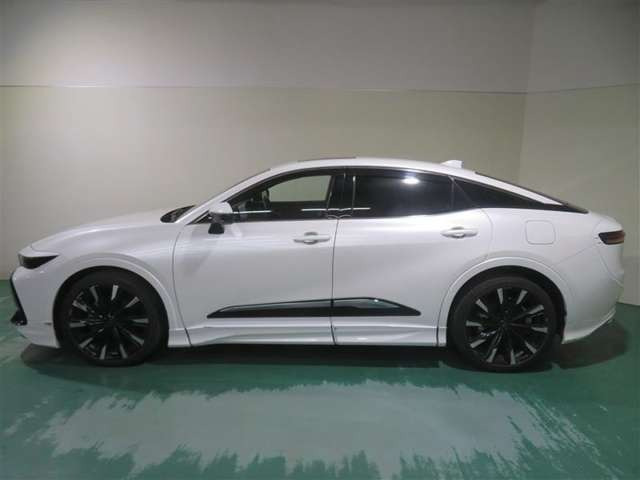 クラウンクロスオーバー2.4 RS アドバンスト E-Four advanced 4WD