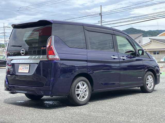 セレナ2.0 XV