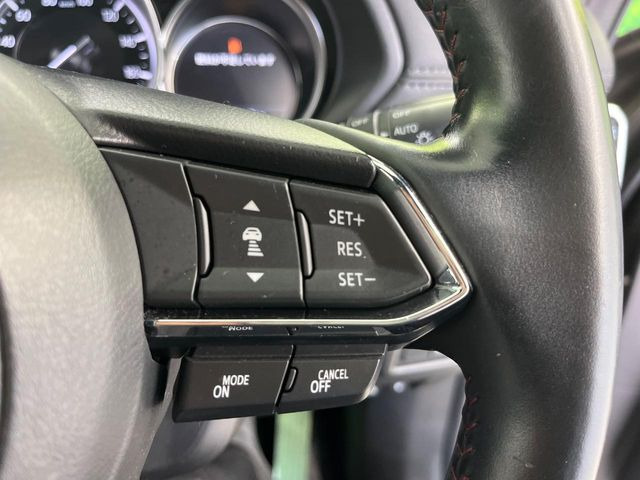 【マツダ・レーダークルーズコントロール】高速道路での長距離走行が楽に!自動で速度を保つクルーズコントロールが、衝突軽減システムと連携し、前方の車両を感知して車間を保つように速度調節してくれます!!