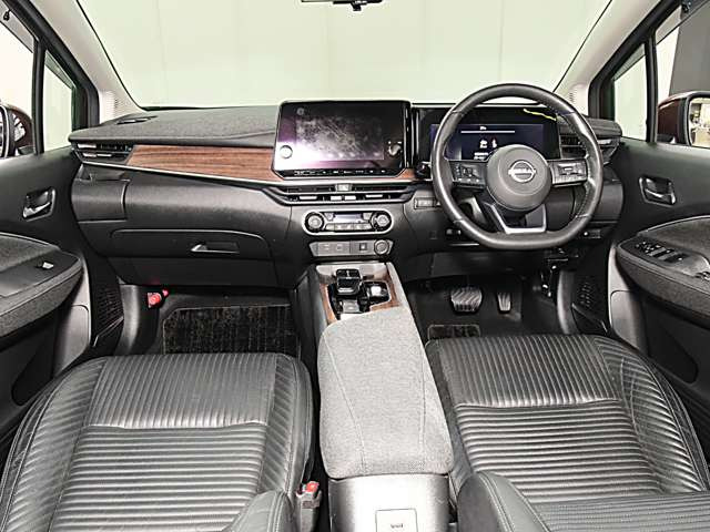 ノートオーラ1.2 G レザーエディション