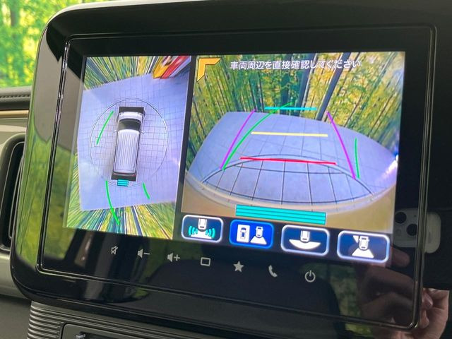 【全方位モニター用カメラ】専用のカメラにより、上から見下ろしたような視点で360度クルマの周囲を確認することができます☆死角部分も確認しやすく、狭い場所での切り返しや駐車もスムーズに行えます。