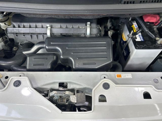 親切・丁寧な専門メカニックスタッフが応対!・車検・点検整備・事故等の修理などアフターサービスも安心。お車のカスタマイズもネクステージのサービススタッフまでご相談ください!