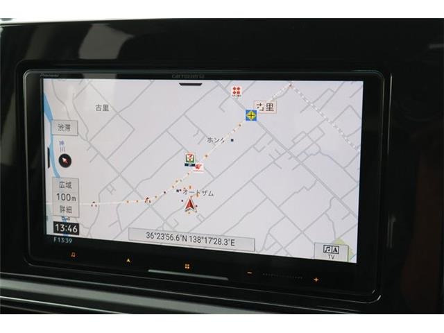 オデッセイ2.4 アブソルート EX 4WD