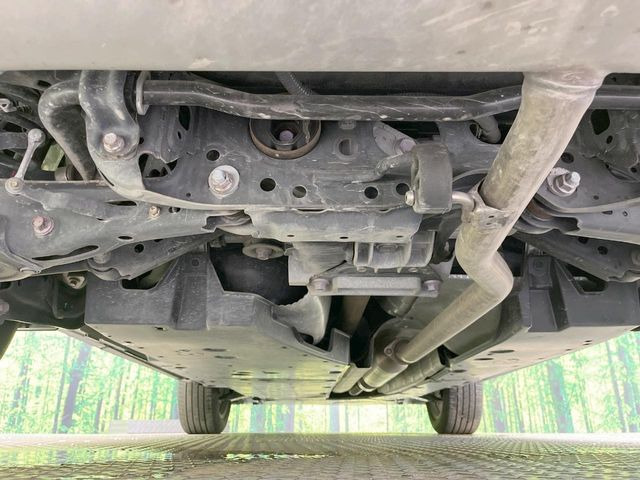 下回りがきれいなうちに、防錆加工の施工がオススメ。降雪地域はもちろん、沿岸部にお住いの方や、趣味でマリン・ウィンタースポーツをされる方にご好評いただいております。