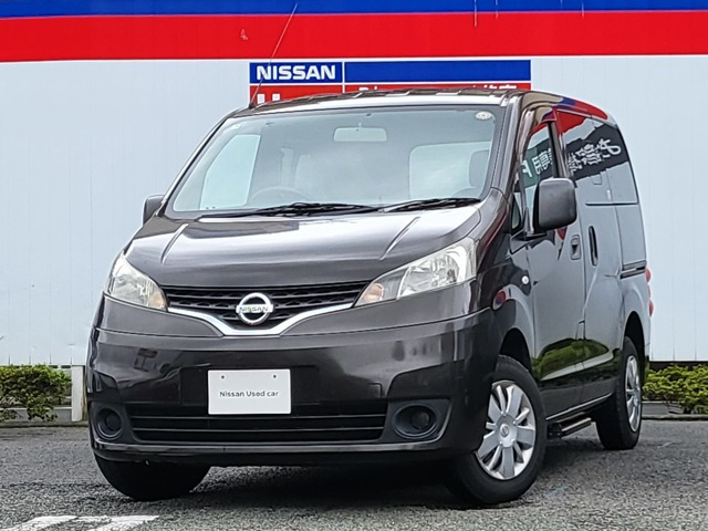 NV200バネットバン1.6 チェアキャブ 車いす2名仕様