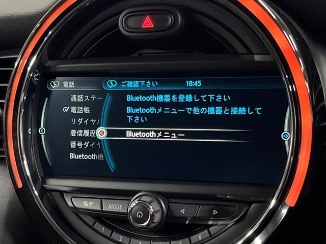��Bluetooth:���莝���̃X�}�[�g�t�H���ȂǂƐڑ����A�n���Y�t���[�ʘb��Տꊴ����~���[�W�b�N�Đ������y���݂��������܂��B�����ڑ��ł��̂Ŕς킵��������܂����