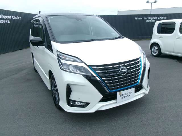 セレナ1.2 e-POWER ハイウェイスターV