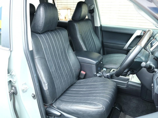 ランドクルーザープラド2.7 TX 4WD