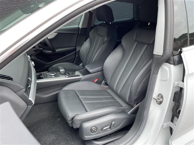 A52.0 TFSI クワトロ スポーツ 4WD