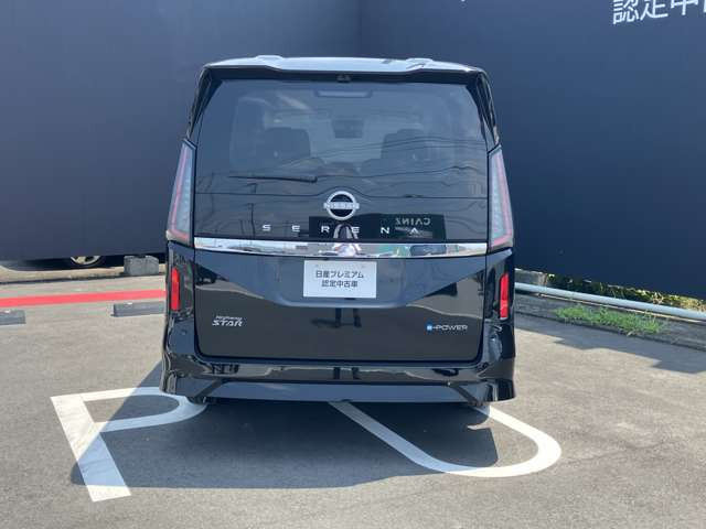 セレナ1.4 e-POWER ハイウェイスターV