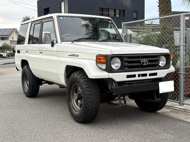 ランドクルーザー704.2 LX ディーゼル 4WD