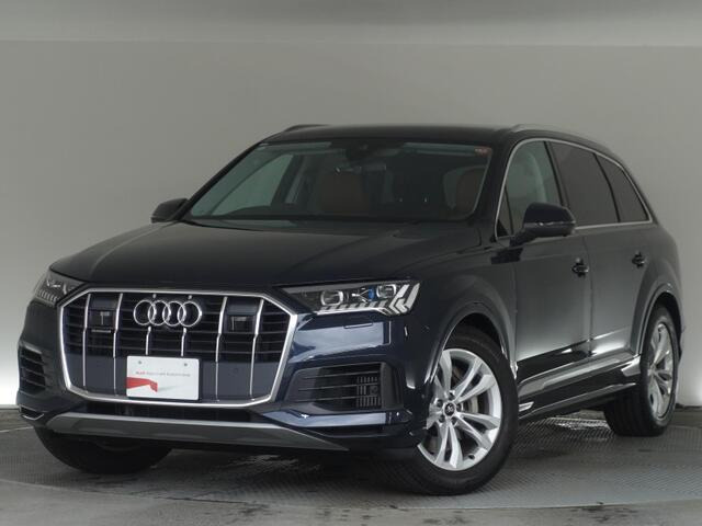 Q755 TFSI クワトロ 4WD