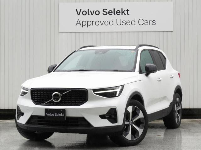 XC40ウルトラ B4 AWD ダークエディション 4WD