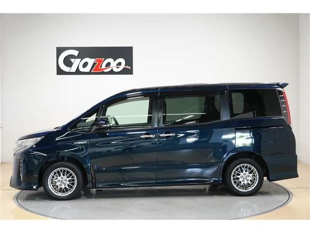 ノア1.8 ハイブリッド Si W×B II