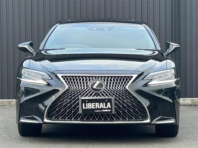 LS500h エグゼクティブ 4WD