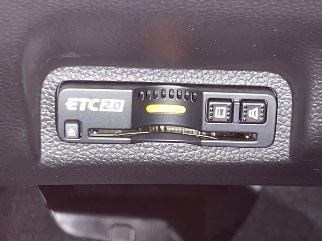 【ETC】高速道路の料金所をストレスなく通過!話題のスポットやサービスエリアに多い「スマートIC」利用時は必須のアイテムです。当店でセットアップを実施、ご納車当日からすぐにご利用いただけます!