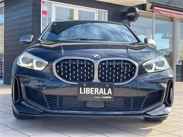 1シリーズM135i xドライブ 4WD
