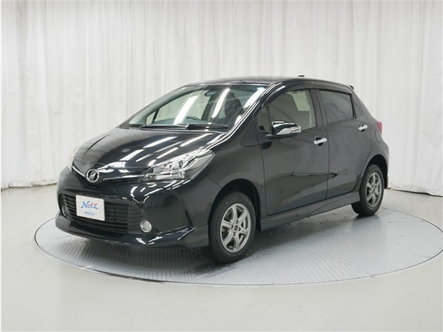ヴィッツ1.3 F LEDエディション 4WD