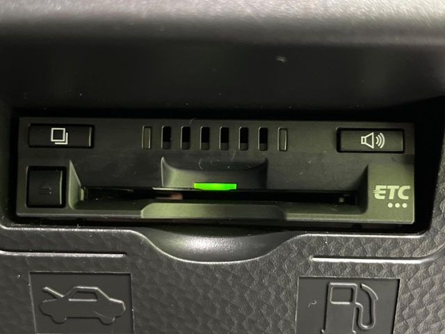【ETC】高速道路の料金所をストレスなく通過!話題のスポットやサービスエリアに多い「スマートIC」利用時は必須のアイテムです。当店でセットアップを実施、ご納車当日からすぐにご利用いただけます!