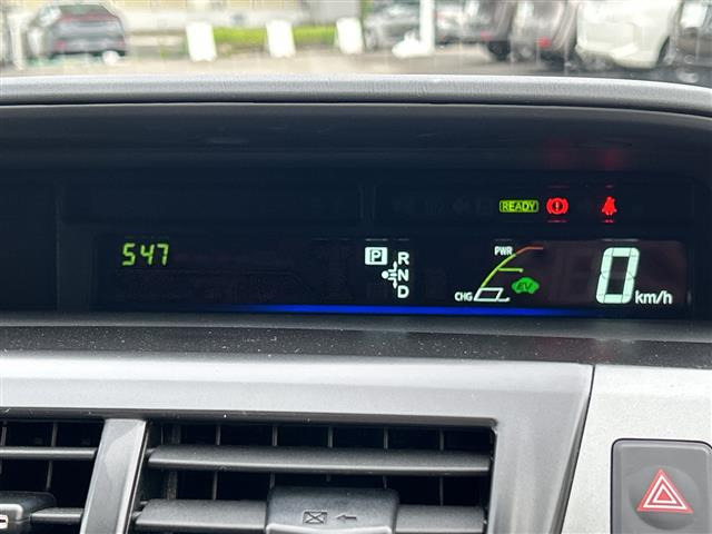 プリウスα1.8 S チューンブラック