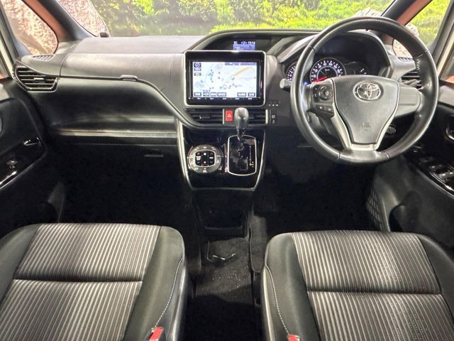 ヴォクシー2.0 ZS 煌