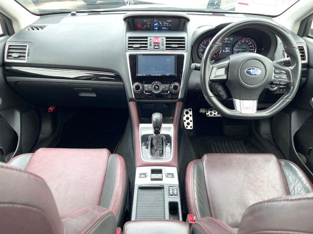 レヴォーグ1.6 STI スポーツ アイサイト 4WD