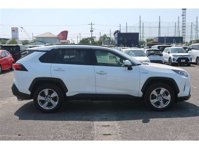 RAV42.5 ハイブリッド G E-Four 4WD