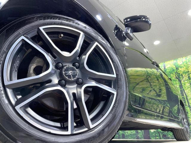 �y16�C���`�A���~�z�C�[���z�O�ςɃ}�b�`�����A���~�z�C�[���𑕒����Ă���܂��B�e��A���~�z�C�[����A�X�^�b�h���X�^�C�����戵�����Ă���܂��B���񂲑��k����������