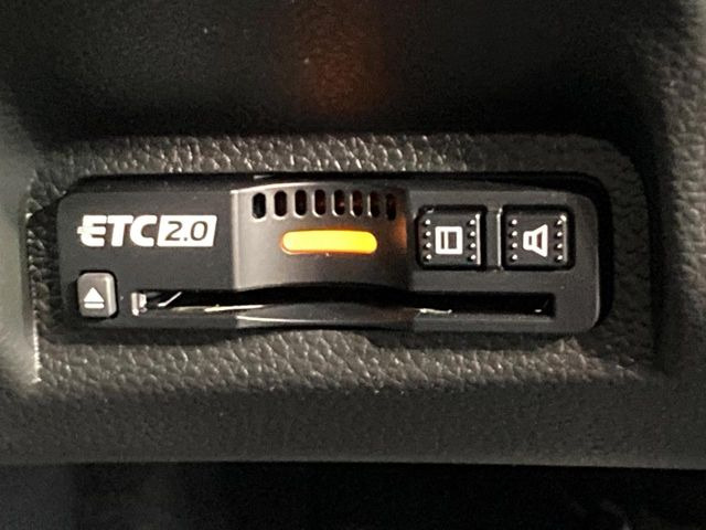 【ETC】高速道路の料金所をストレスなく通過!話題のスポットやサービスエリアに多い「スマートIC」利用時は必須のアイテムです。当店でセットアップを実施、ご納車当日からすぐにご利用いただけます!