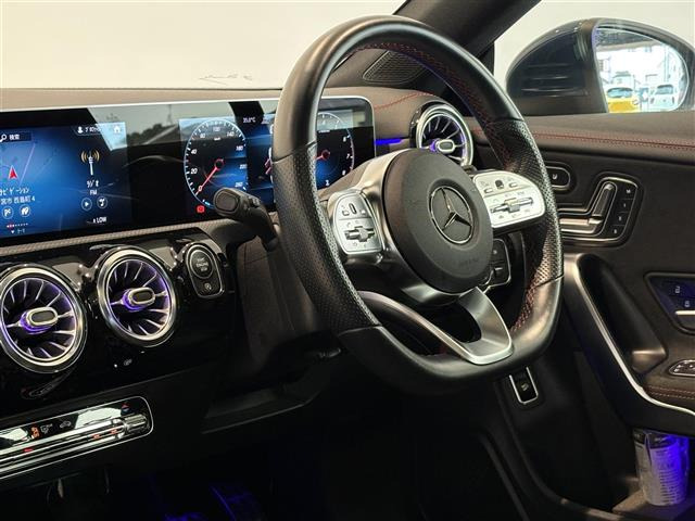 CLAシューティングブレークCLA180 AMGスタイル